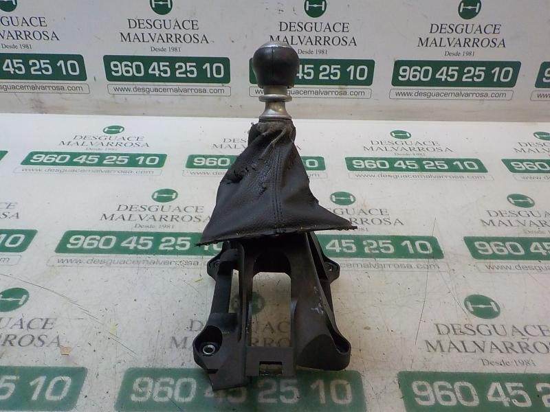 Recambio de palanca cambio para toyota auris 1.4 turbodiesel cat referencia OEM IAM   