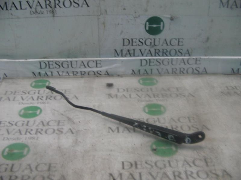 Recambio de brazo limpia delantero derecho para citroën xsara berlina 2.0 hdi exclusive (66kw) referencia OEM IAM   