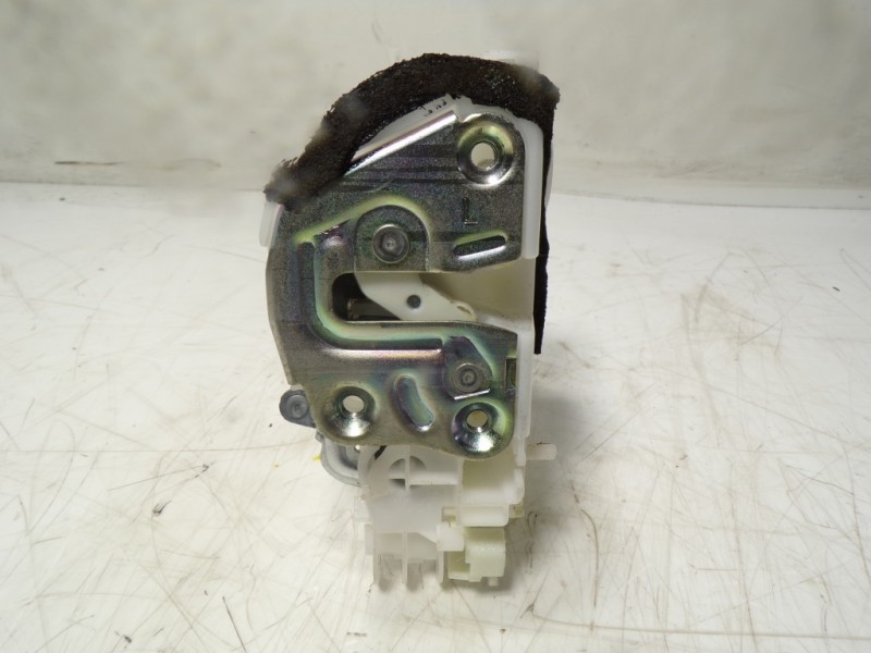 Recambio de cerradura puerta trasera izquierda para suzuki vitara 1.4 16v boosterjet cat referencia OEM IAM 8230254P02000 823025