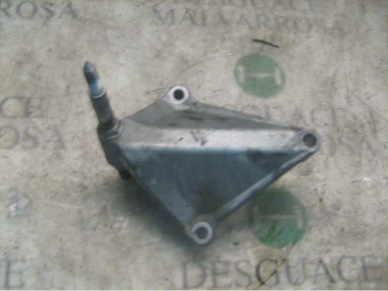 Recambio de soporte cambio para renault megane i classic (la0) referencia OEM IAM   
