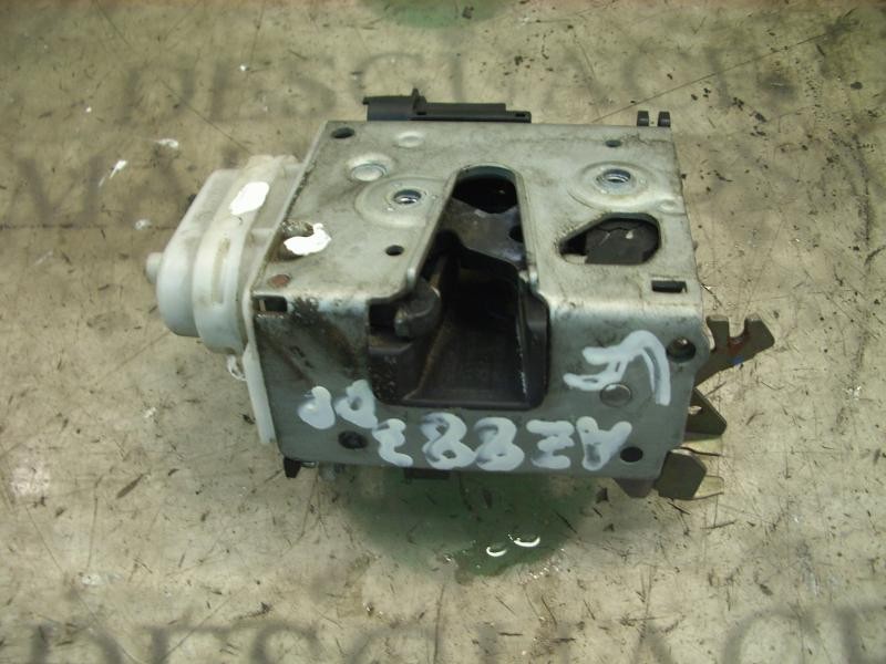 Recambio de cerradura puerta delantera derecha para audi a4 avant (b5) 2.5 tdi referencia OEM IAM 8D1837016F  