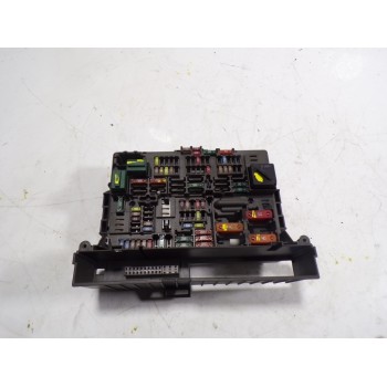 CAJA RELES / FUSIBLES 61149119445 9119446 08701641030101