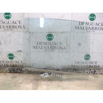 CRISTAL PUERTA TRASERO DERECHO 834211D000 