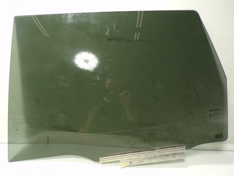 Recambio de cristal puerta trasero izquierdo para suzuki vitara 1.4 16v boosterjet cat referencia OEM IAM 8454654P01000  