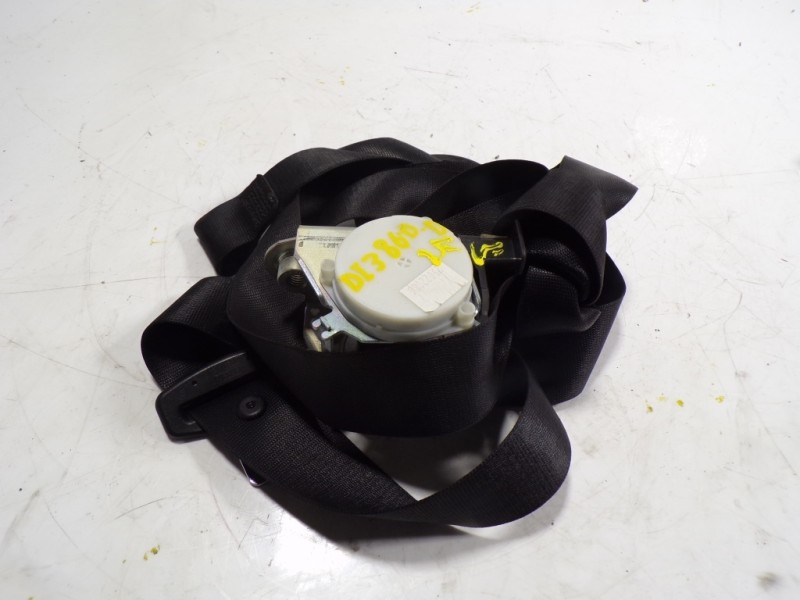 Recambio de cinturon seguridad delantero derecho para bmw serie 1 berlina (e81/e87) 120d referencia OEM IAM 72119138246 34003268
