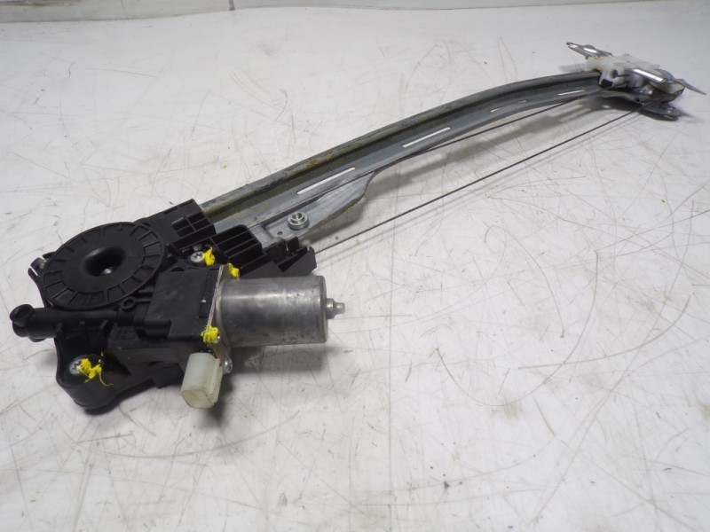 Recambio de elevalunas delantero derecho para suzuki vitara 1.4 16v boosterjet cat referencia OEM IAM 8353064P0000 8353064P00 