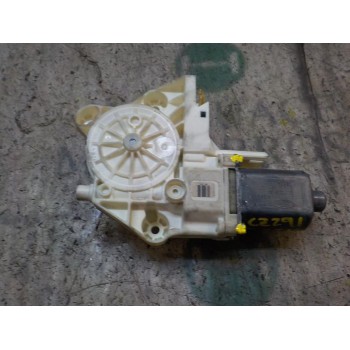 MOTOR ELEVALUNAS DELANTERO IZQUIERDO 