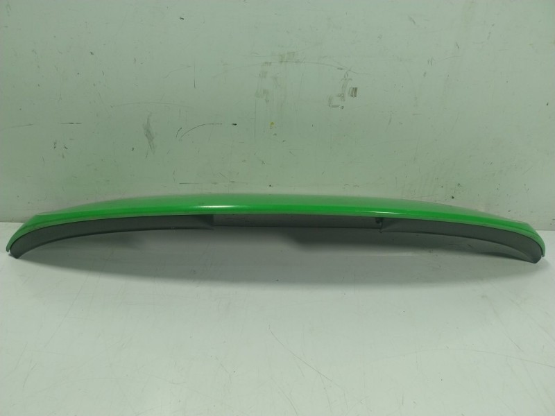 Recambio de aleron trasero para renault zoe referencia OEM IAM  960306120R 