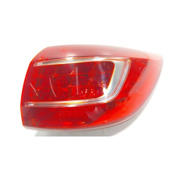 PILOTO TRASERO DERECHO 924023W010 