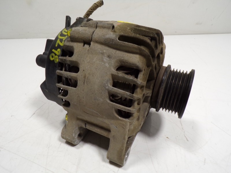 Recambio de alternador para ford transit courier 1.5 tdci cat referencia OEM IAM 2251619  AV6N10300DC