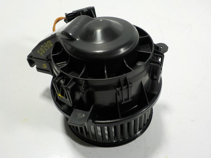 Recambio de motor calefaccion para audi a1 sportback (gba) 1.0 tfsi referencia OEM IAM 2Q2820021A 2Q2820021A 