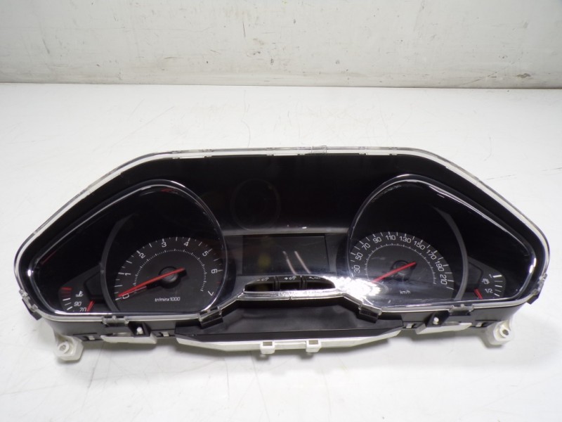 Recambio de cuadro instrumentos para peugeot 208 1.2 12v vti referencia OEM IAM 9673777580 9673777580 