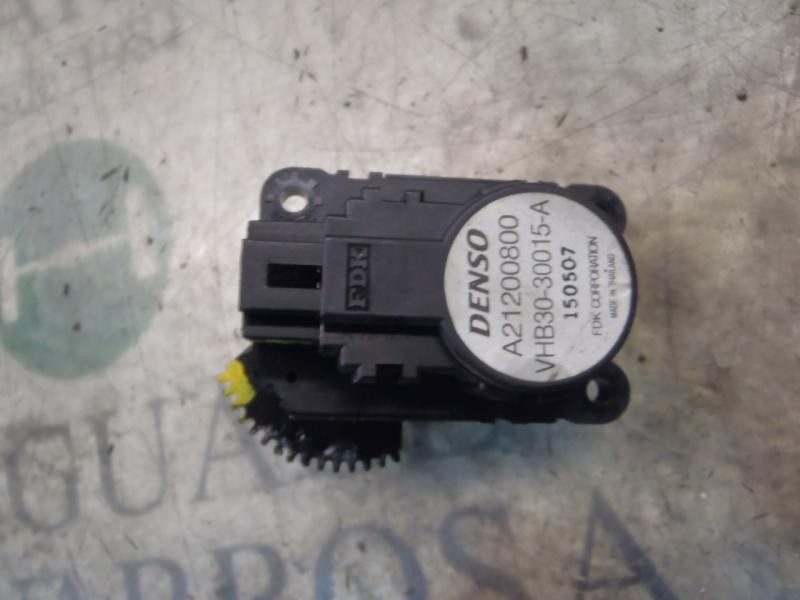 Recambio de motor apertura trampillas climatizador para fiat linea (110) emotion referencia OEM IAM 77366879 A21200800 A21200800