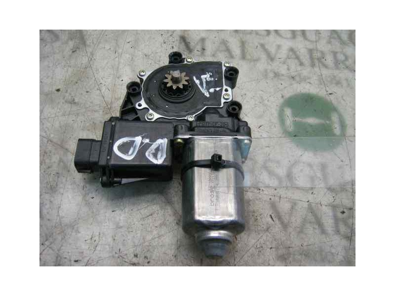 Recambio de motor elevalunas delantero derecho para opel astra f berlina 1.4 cat (l48) referencia OEM IAM   