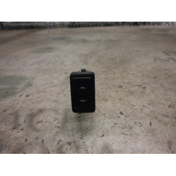 MANDO ELEVALUNAS DELANTERO DERECHO 