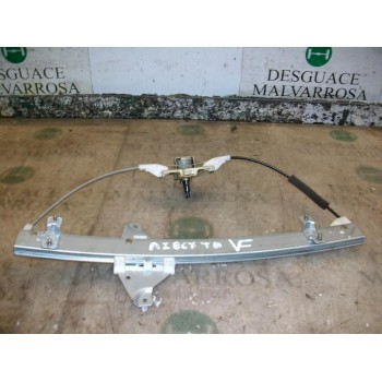 ELEVALUNAS TRASERO DERECHO 