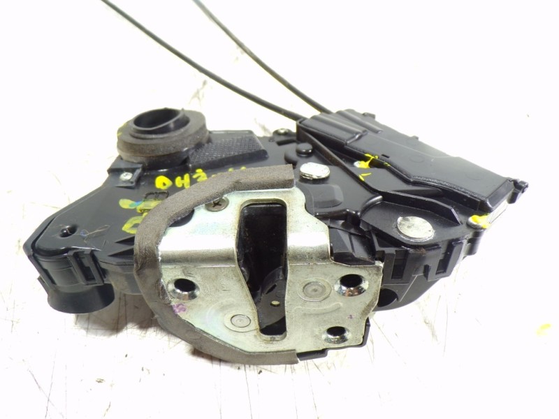 Recambio de cerradura puerta delantera izquierda para toyota prius (nhw20) 1.5 cat referencia OEM IAM 6904047080  