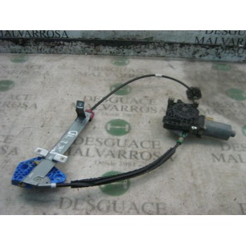 ELEVALUNAS TRASERO DERECHO 