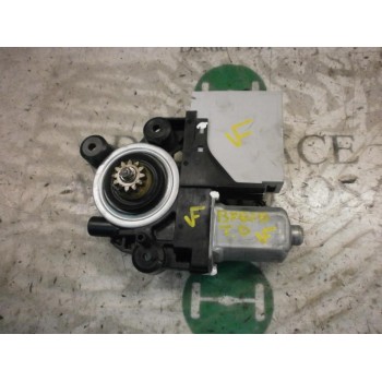 MOTOR ELEVALUNAS TRASERO DERECHO 