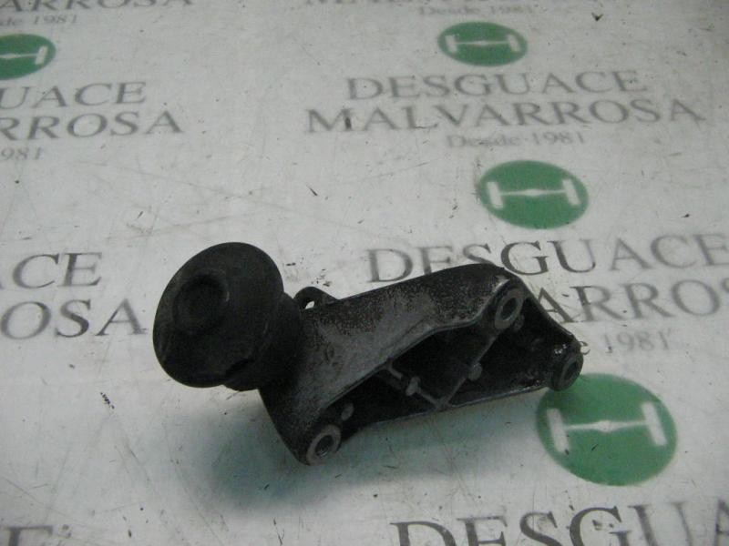 Recambio de soporte cambio para audi 100 berlina (c4) 2.3 referencia OEM IAM   