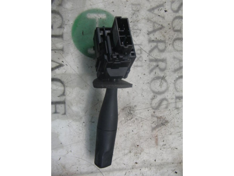 Recambio de mando limpia para citroen saxo 1.5 diesel referencia OEM IAM   