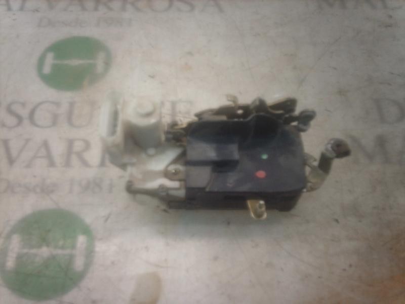 Recambio de cerradura puerta trasera izquierda para alfa romeo 146 1.7 16v referencia OEM IAM   