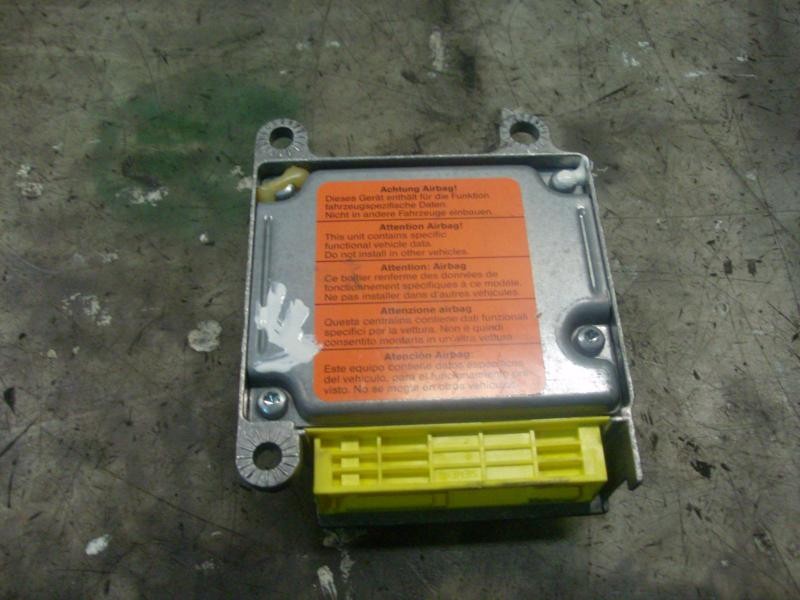 Recambio de centralita airbag para volkswagen golf iv berlina (1j1) 1.9 tdi referencia OEM IAM   
