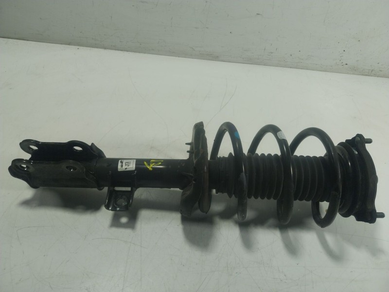 Recambio de amortiguador delantero derecho para hyundai tucson (tl, tle) 1.7 crdi referencia OEM IAM 54660D7000 54660D7000 