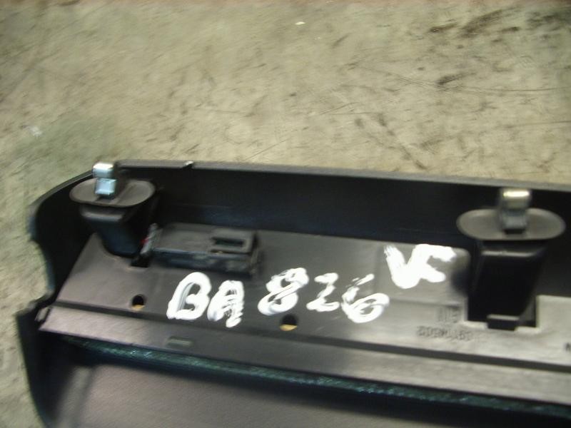 Recambio de piloto trasero central para opel corsa c elegance referencia OEM IAM   