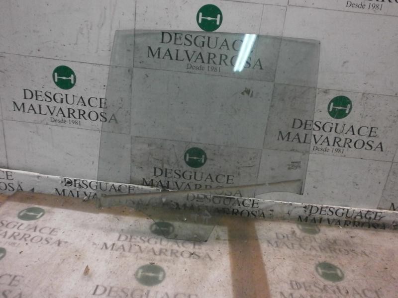 Recambio de cristal puerta trasero izquierdo para renault megane ii berlina 5p confort dynamique referencia OEM IAM   