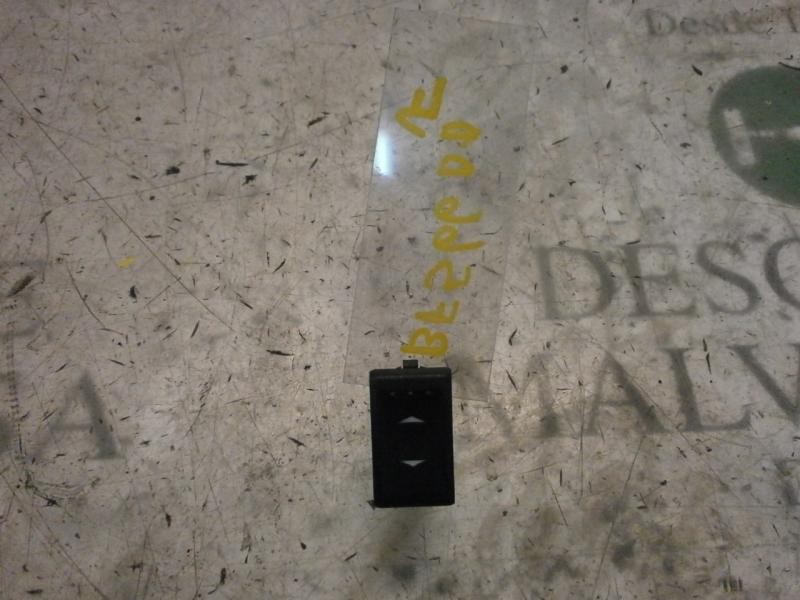 Recambio de mando elevalunas delantero derecho para ford mondeo berlina (ge) ghia referencia OEM IAM   