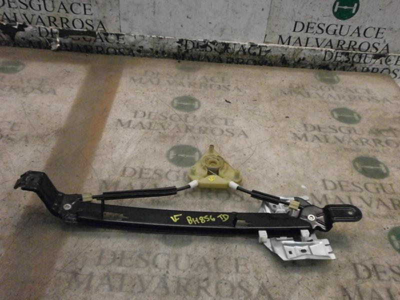 Recambio de elevalunas trasero derecho para seat leon (1p1) sport referencia OEM IAM  1P0839462A 