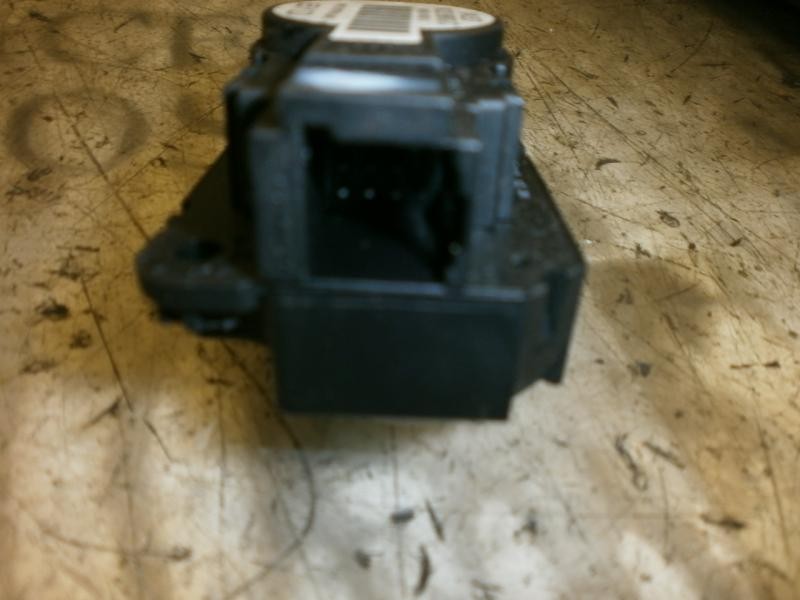 Recambio de motor apertura trampillas climatizador para renault scenic ii grand dynamique referencia OEM IAM   