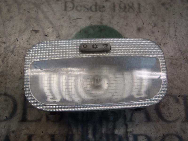 Recambio de piloto interior para citroen c4 berlina lx referencia OEM IAM  6362Q0 