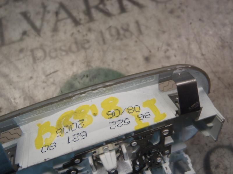 Recambio de piloto interior para citroen c4 berlina lx referencia OEM IAM  6362Q0 