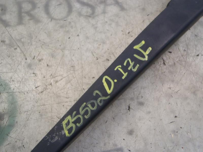 Recambio de brazo limpia delantero izquierdo para nissan micra (k12e) acenta referencia OEM IAM   