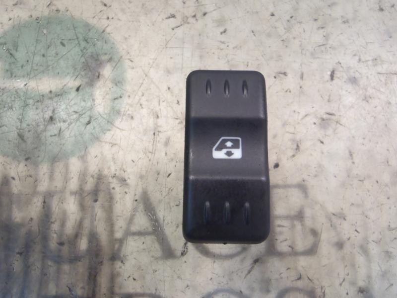 Recambio de mando elevalunas delantero izquierdo para dacia logan ambiance referencia OEM IAM  6001546816 
