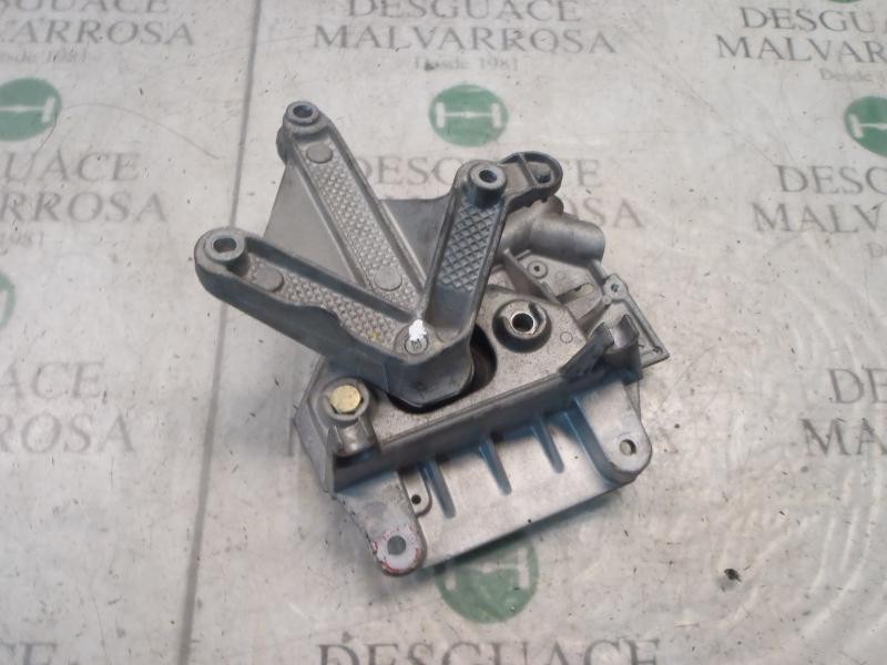 Recambio de soporte cambio para renault clio iii luxe privilege referencia OEM IAM   