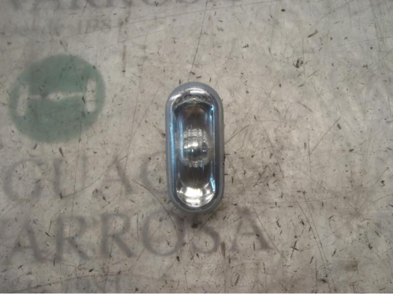 Recambio de piloto lateral derecho para volkswagen bora berlina (1j2) highline referencia OEM IAM   