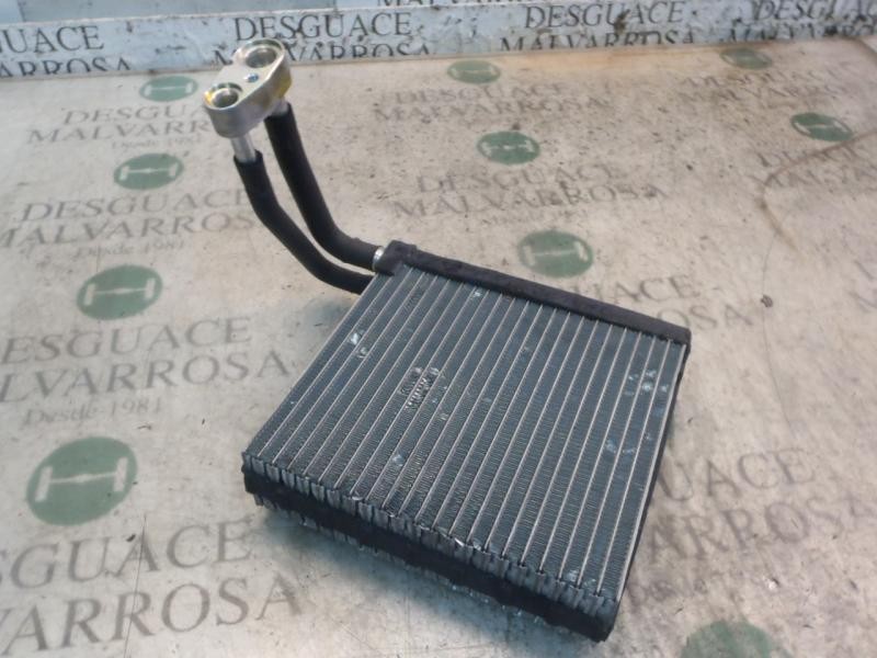 Recambio de evaporador aire acondicionado para ford focus berlina (cap) ghia referencia OEM IAM   
