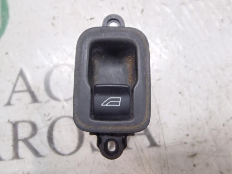 Recambio de mando elevalunas trasero izquierdo para volvo v50 familiar 1.8 kinetic referencia OEM IAM   