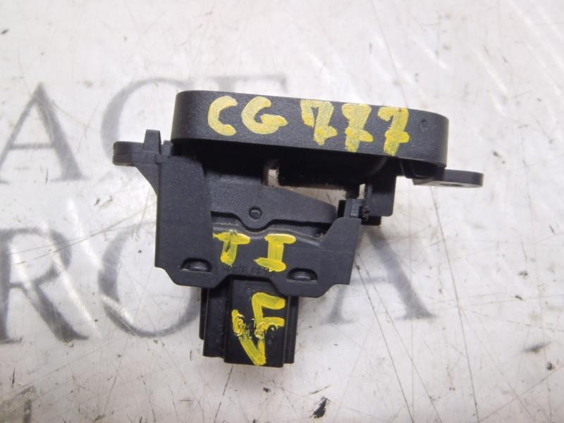 Recambio de mando elevalunas trasero izquierdo para volvo v50 familiar 1.8 kinetic referencia OEM IAM   