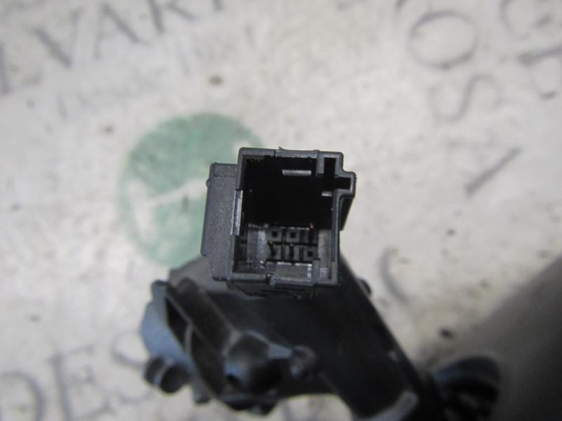 Recambio de espejo interior para peugeot 308 sw 1.6 hdi referencia OEM IAM  98000183XT 