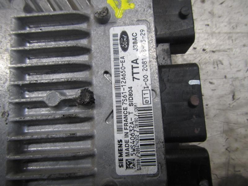 Recambio de centralita motor uce para ford fiesta (cbk) ambiente referencia OEM IAM   