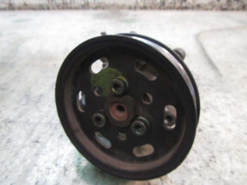 Recambio de bomba direccion para volkswagen golf iv berlina (1j1) conceptline referencia OEM IAM   