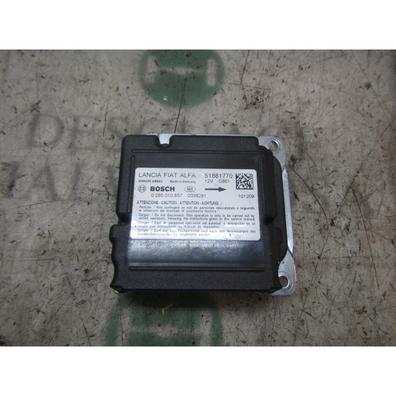 Recambio de centralita airbag para fiat doblo 1.3 16v jtd cat referencia OEM IAM 51881770 51881770 0285010857