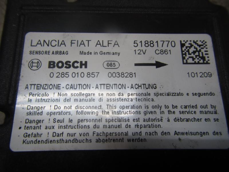 Recambio de centralita airbag para fiat doblo 1.3 16v jtd cat referencia OEM IAM 51881770 51881770 0285010857