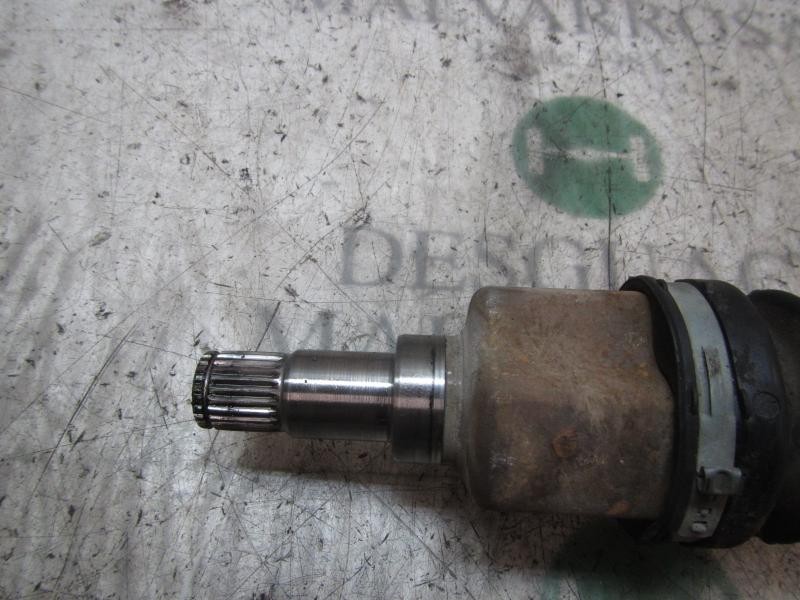 Recambio de transmision izquierda para ford fiesta (cb1) titanium referencia OEM IAM  2002895 