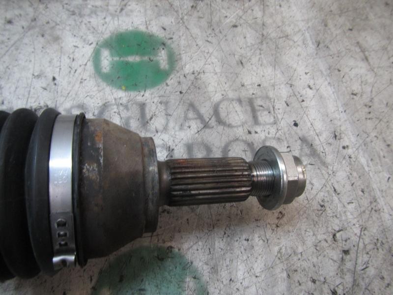 Recambio de transmision izquierda para ford fiesta (cb1) titanium referencia OEM IAM  2002895 