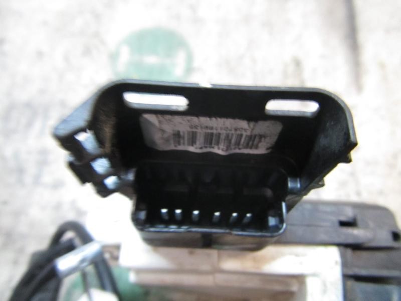 Recambio de cerradura puerta delantera derecha para peugeot 308 confort referencia OEM IAM  9136CR 